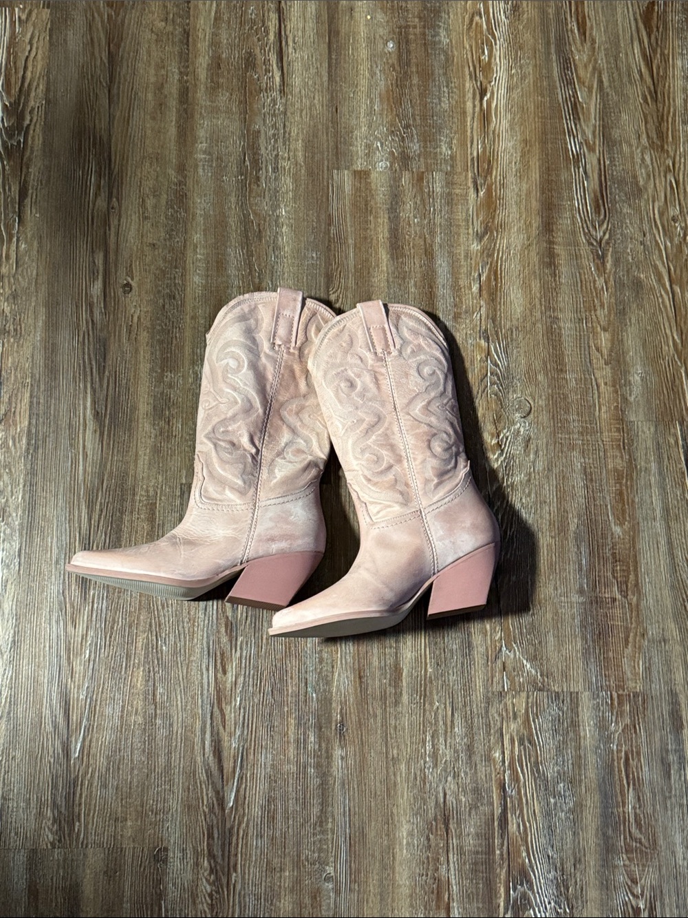 Soft Pink Western Glam